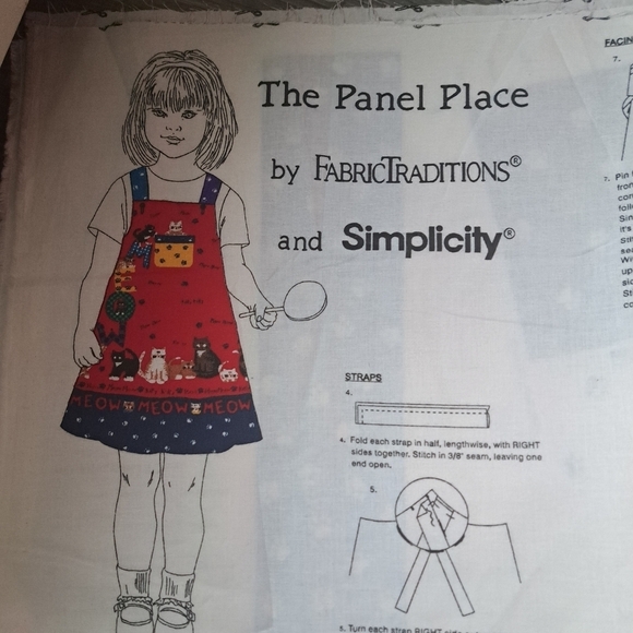 The Panel Place Fabric Traditions simplicity little girl's jumper pattern cats - Picture 2 of 13